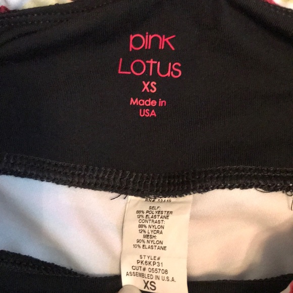 Yoga Pants: Multicolor, Like-New, Cropped/Capri 💕 - Picture 3 of 3